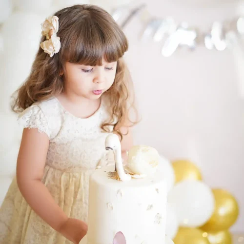 ایده عکس تولد کودک در فضای باز